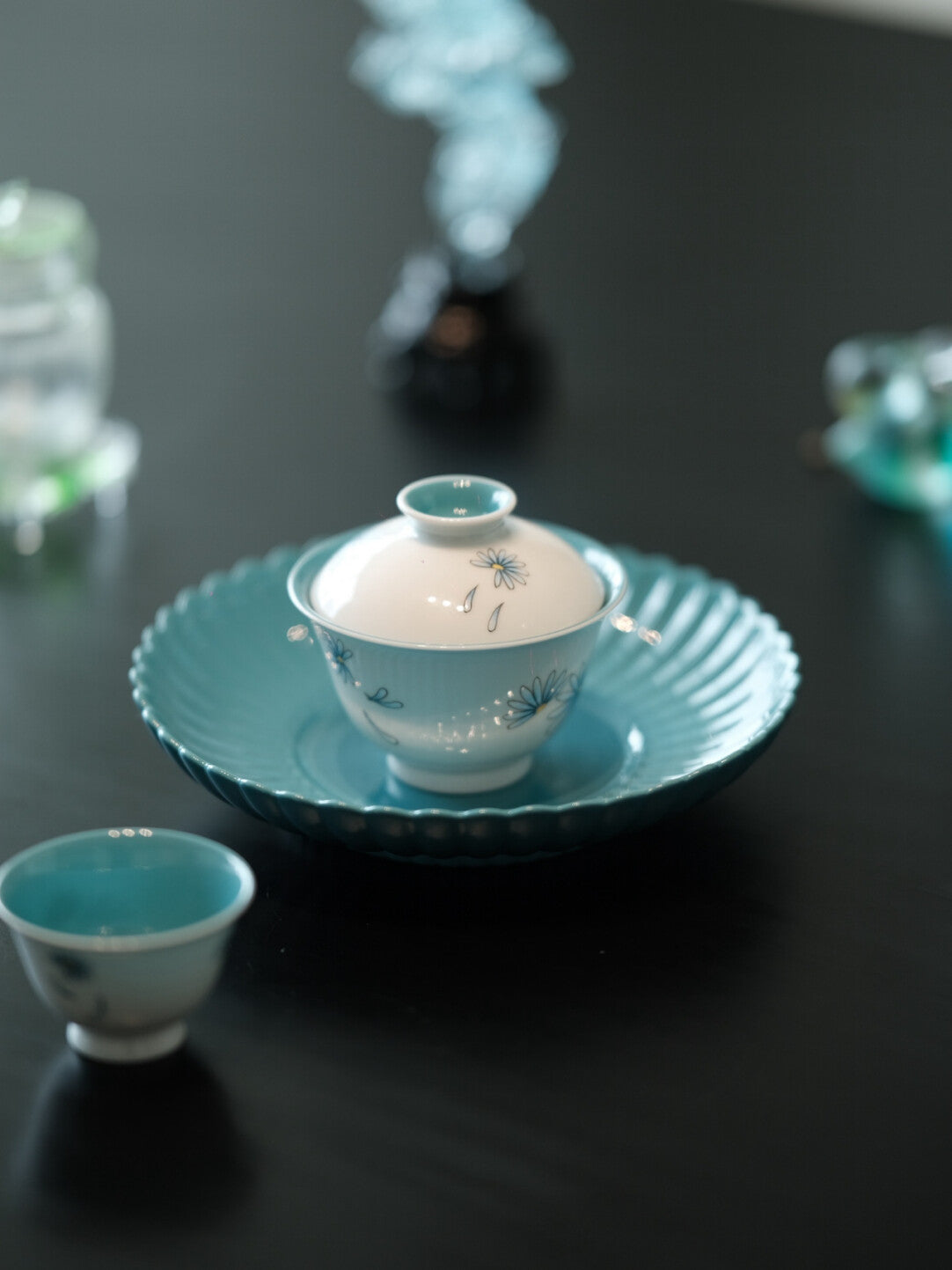 Marguerite — Hand-Painted Gaiwan Tea Set