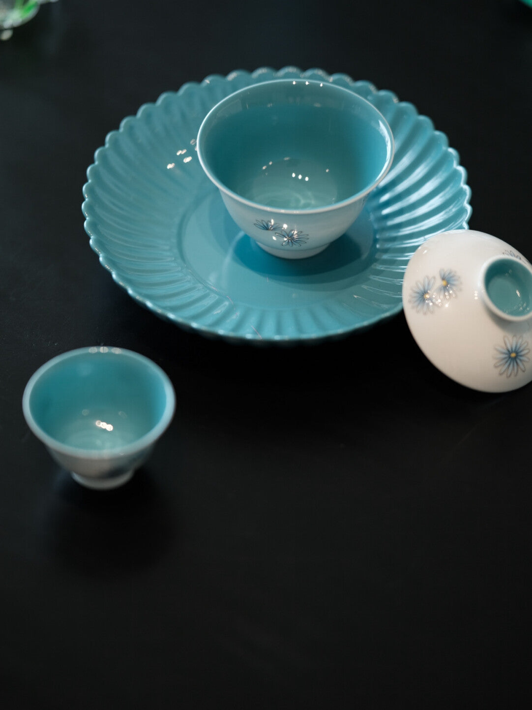 Marguerite — Hand-Painted Gaiwan Tea Set