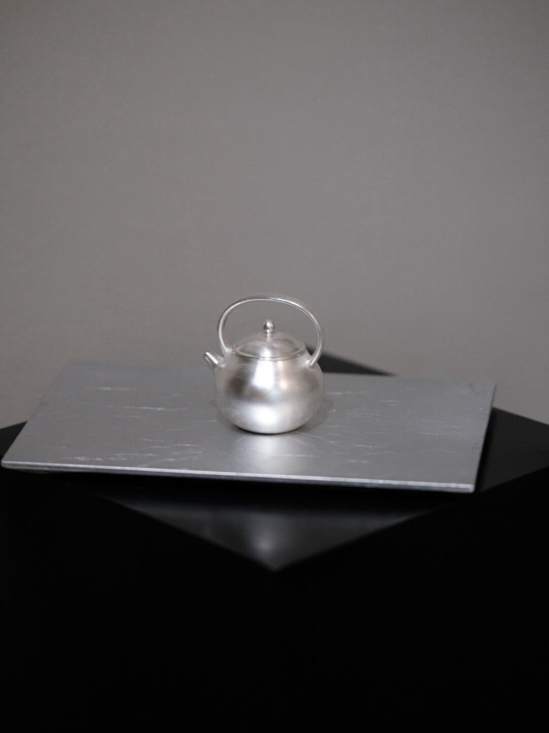 Silver Frost — Glazed Teapot with Handle