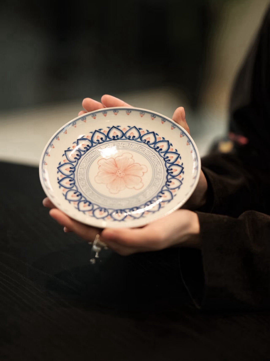Cinnabar Bloom — Hand-Painted Gaiwan Tea Set