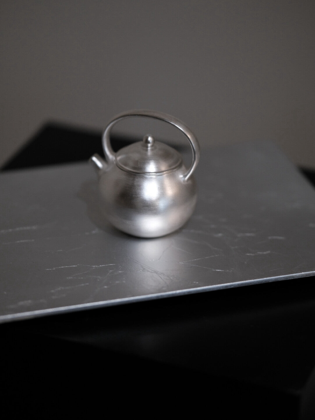 Silver Frost — Glazed Teapot with Handle