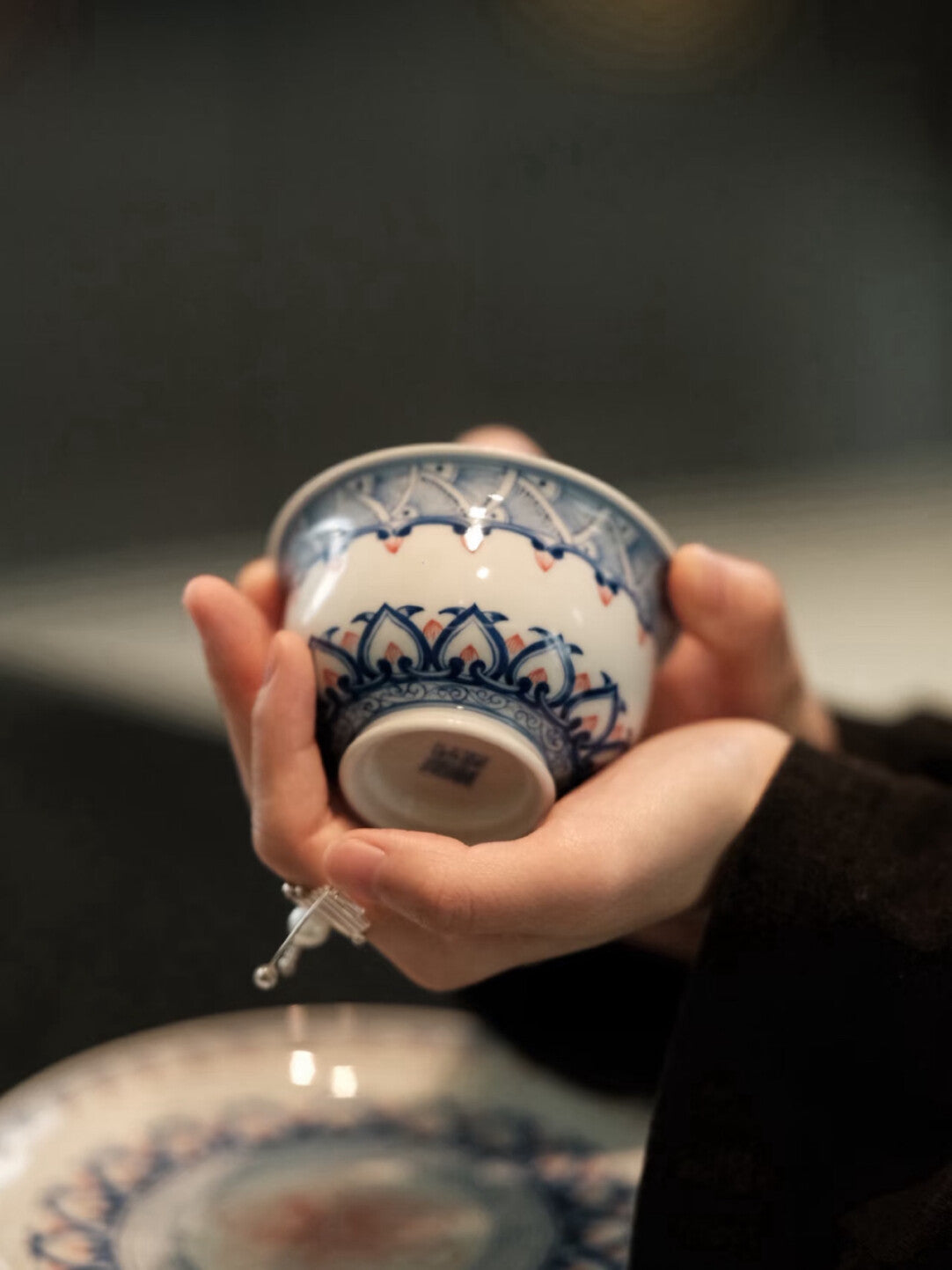 Cinnabar Bloom — Hand-Painted Gaiwan Tea Set
