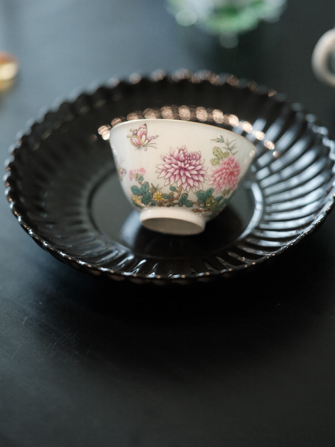Chrysanthemum Moon — Famille-Rose Teapot & Cup Set